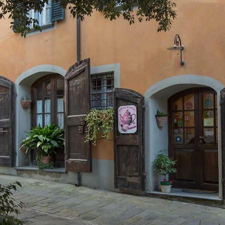 Bed and Breakfast Antica Casa Dei Rassicurati Montecarlo Exteriér fotografie