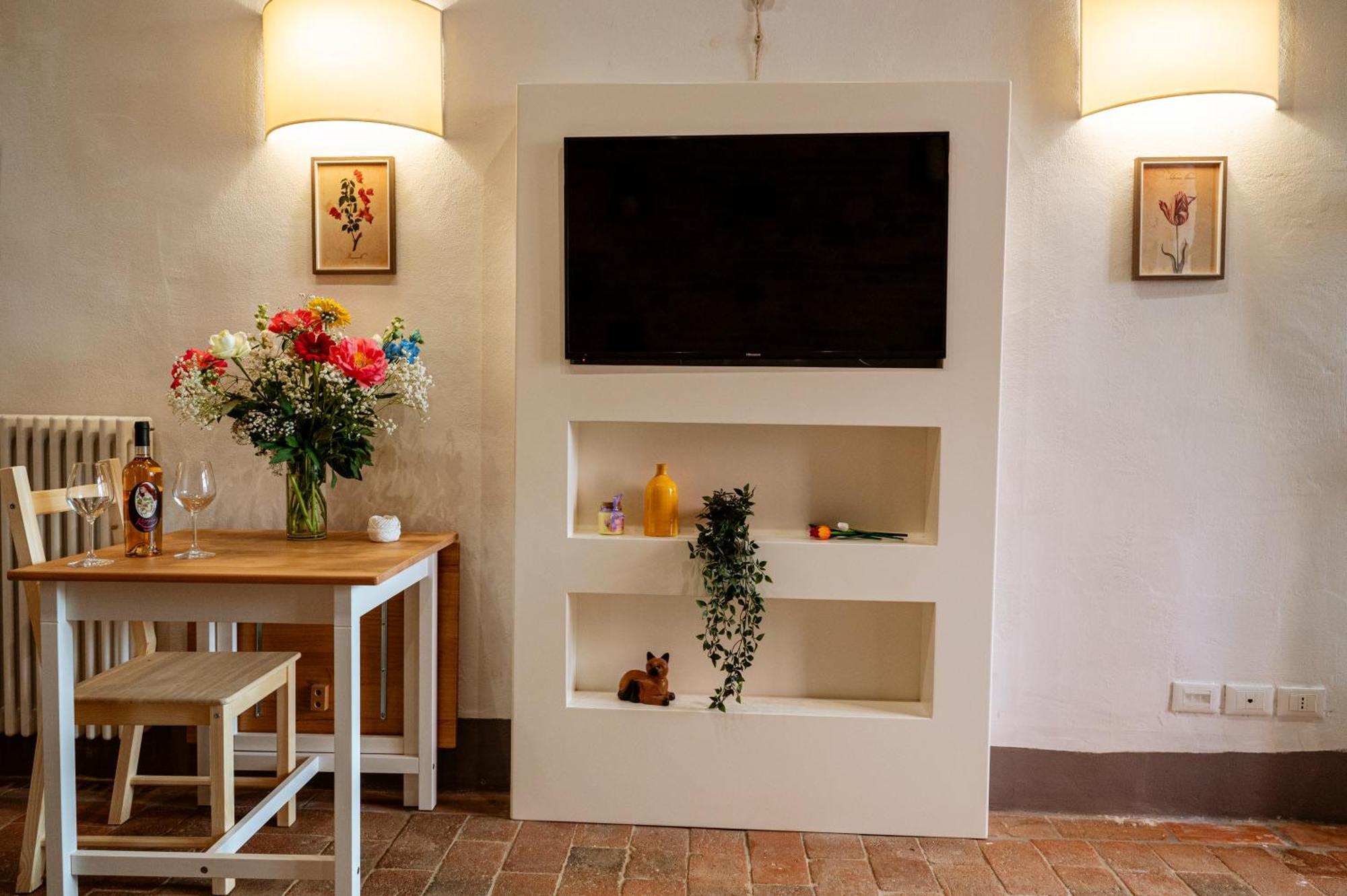 Bed and Breakfast Antica Casa Dei Rassicurati Montecarlo Exteriér fotografie
