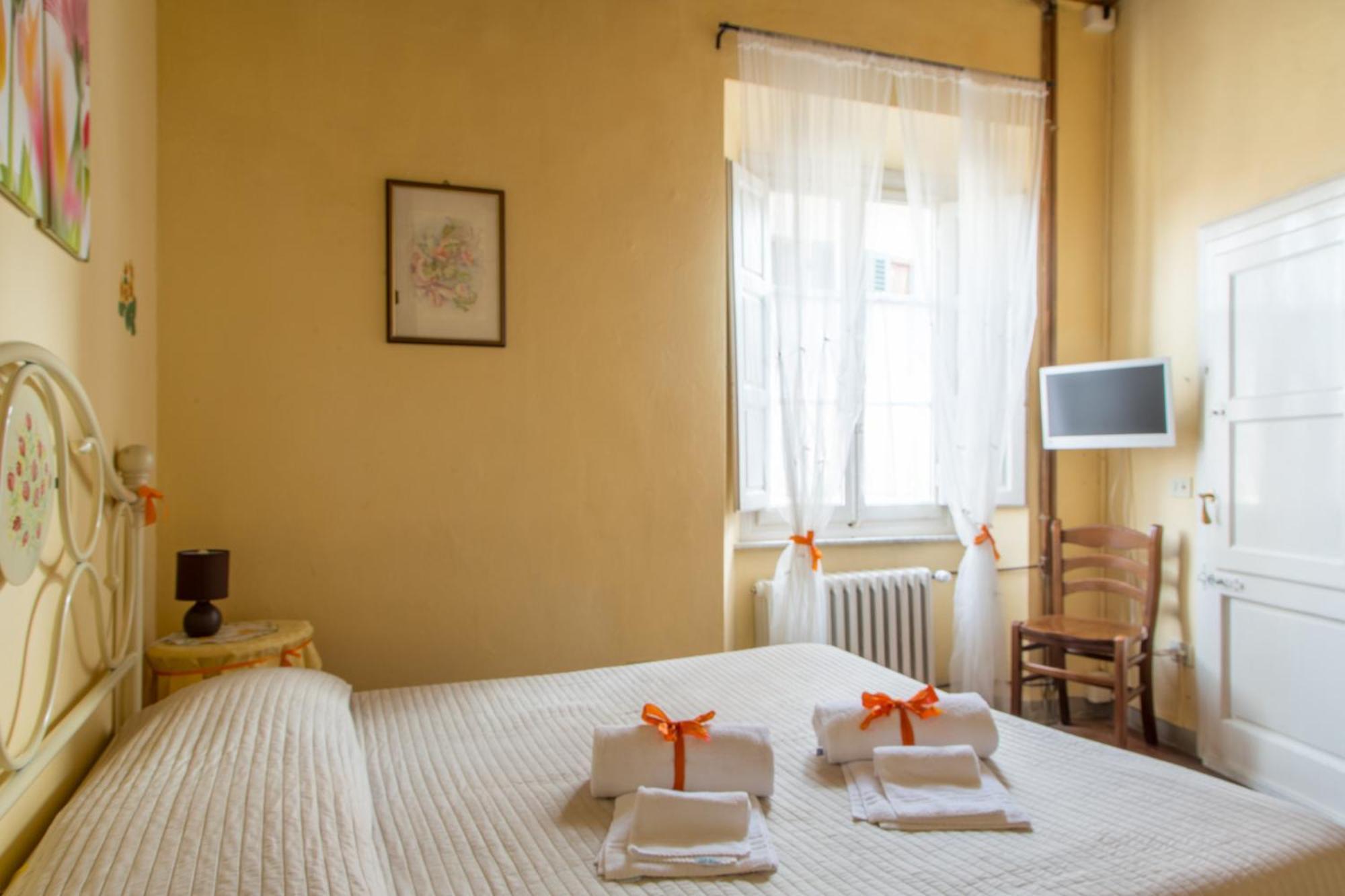 Bed and Breakfast Antica Casa Dei Rassicurati Montecarlo Exteriér fotografie