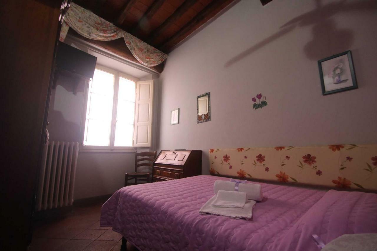 Bed and Breakfast Antica Casa Dei Rassicurati Montecarlo Exteriér fotografie